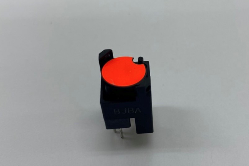 LED付磁気反転表示機のLEDライト